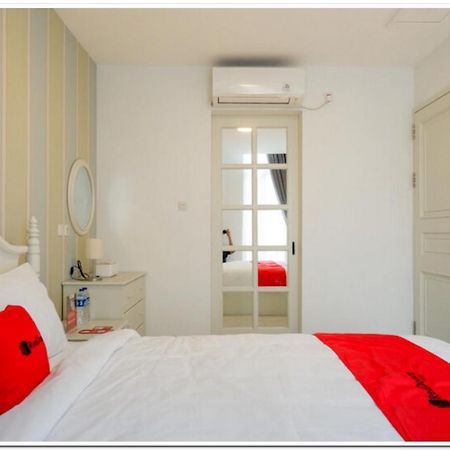 Reddoorz Plus @ Madukoro Raya Semarang Exterior foto